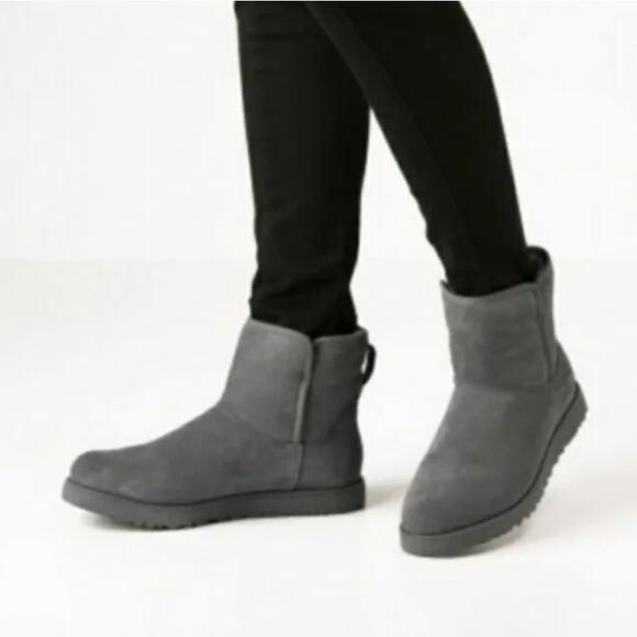 UGG Cory II Genuine Shearling Lined Boot Suede Leather Pull On Winter Gray 6.5 - Picture 1 of 11
